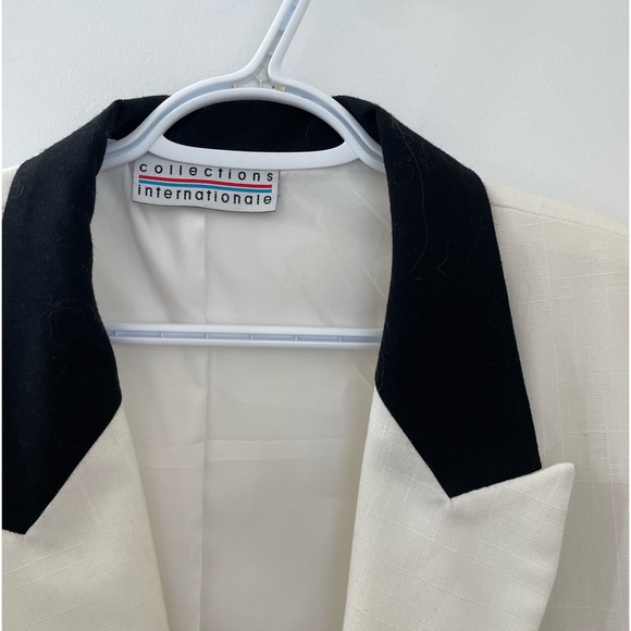 Black and off-white blazer - Picture 3 of 3